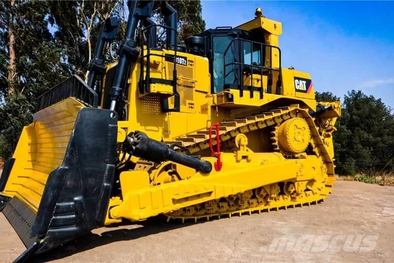 CAT D10T Bulldozer på larvebånd