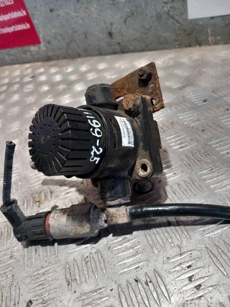 MAN TGM  81521166074 Bremser