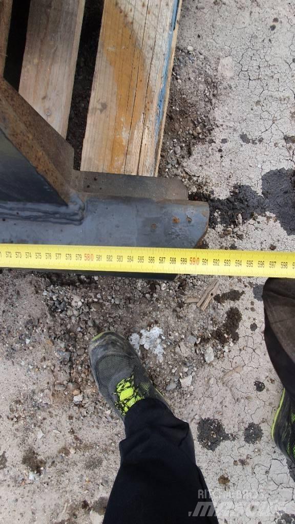  HOOKLIFT    5910MM Kroghejs