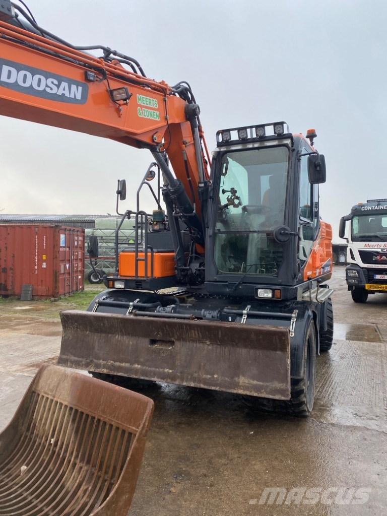 Doosan DX 140 W -5 Kraner til alt terræn