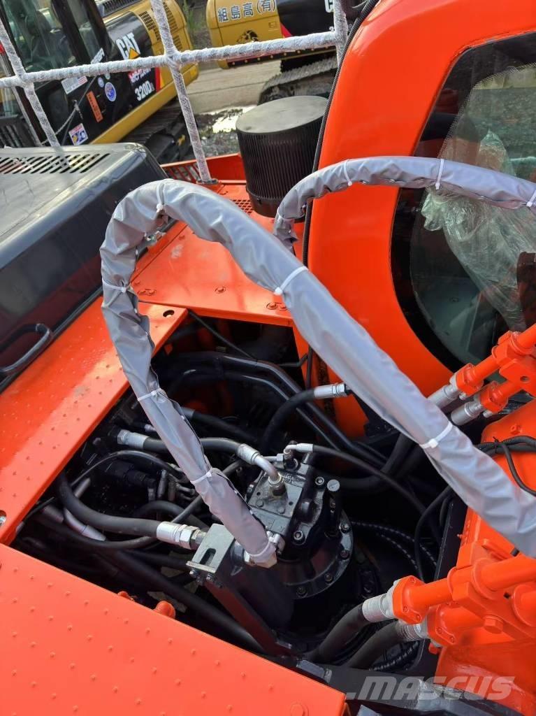 Doosan DX300 Gravemaskiner på larvebånd