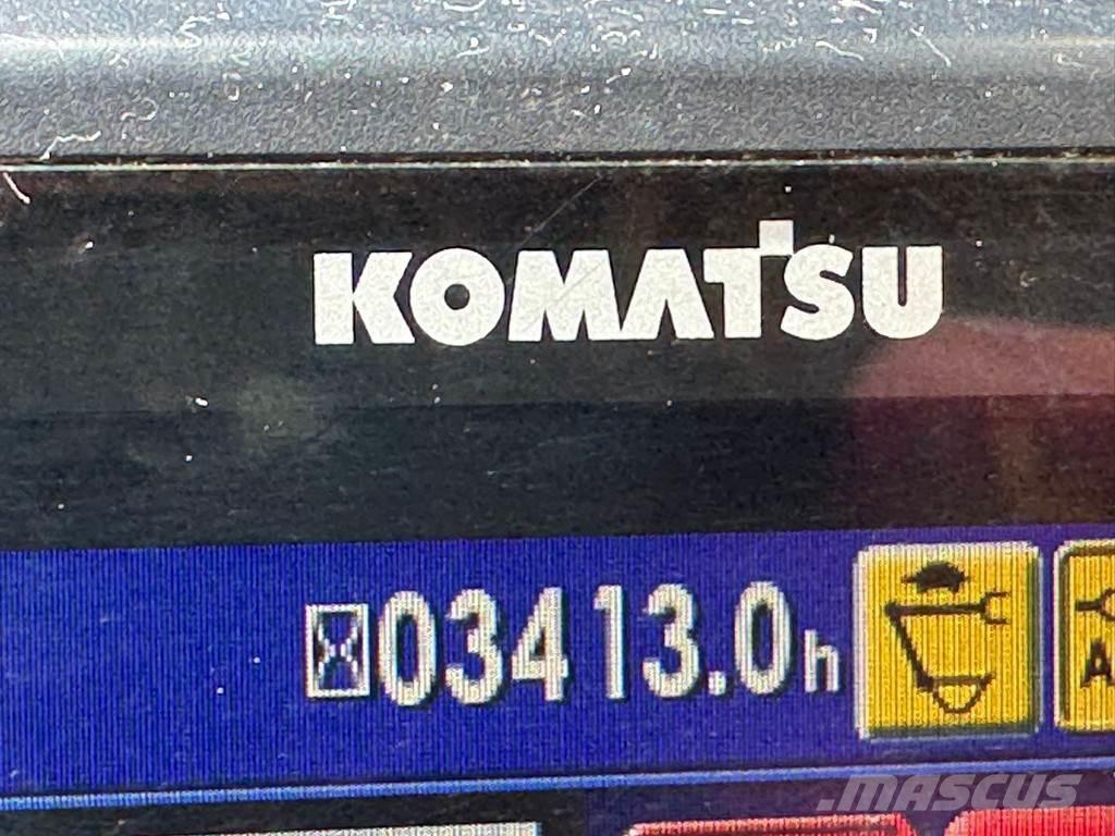 Komatsu PW180-11 Gravemaskiner på hjul