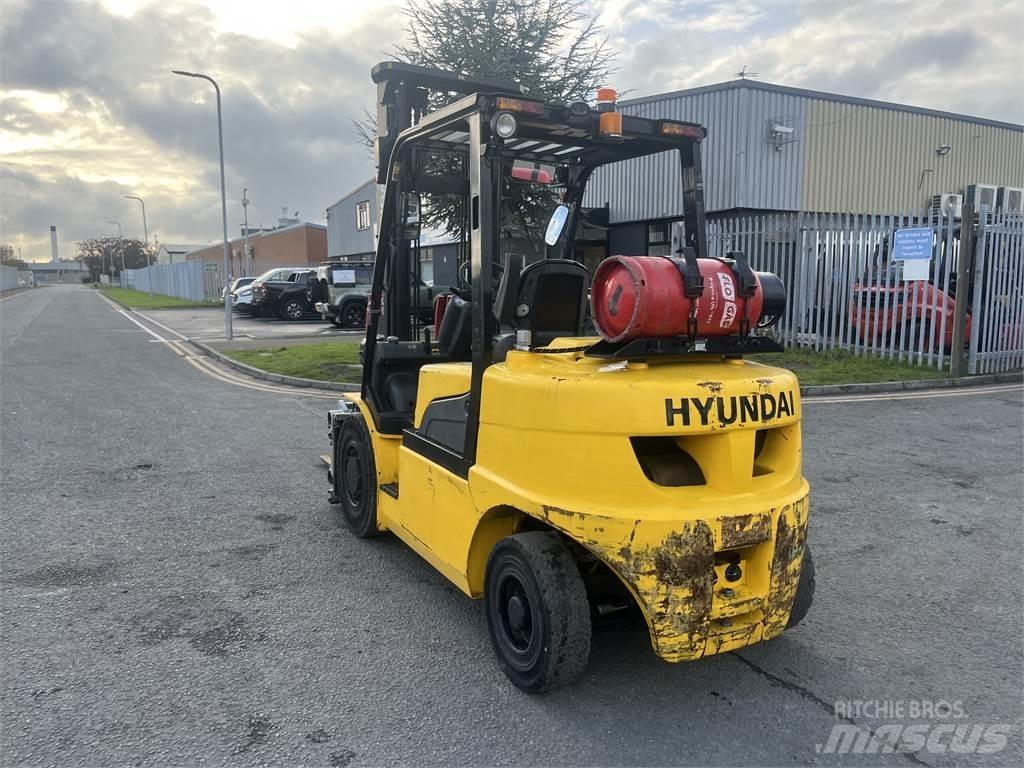 Hyundai 35L-7A LPG gaffeltrucks
