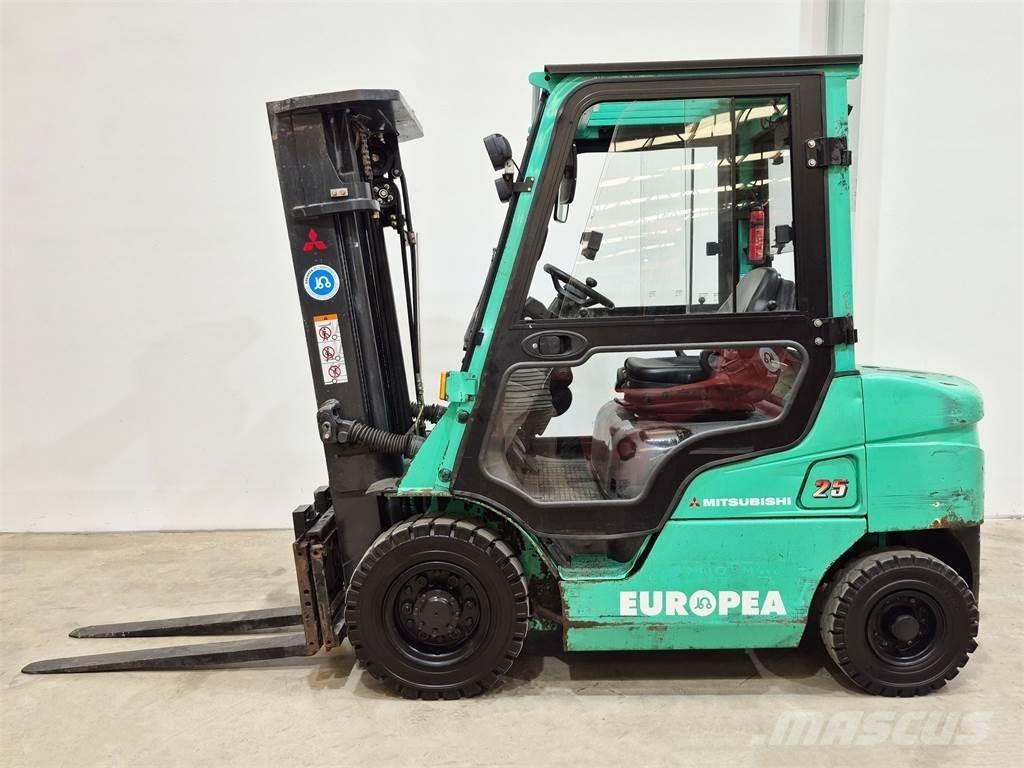 Mitsubishi FD25NT Diesel gaffeltrucks