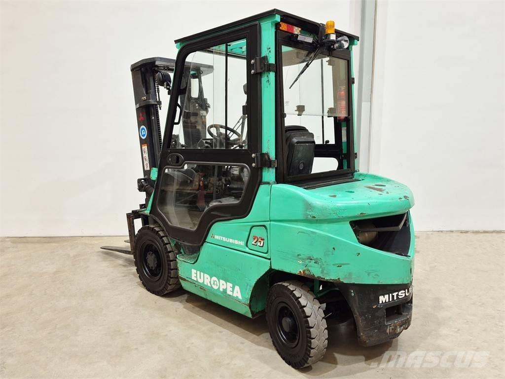 Mitsubishi FD25NT Diesel gaffeltrucks