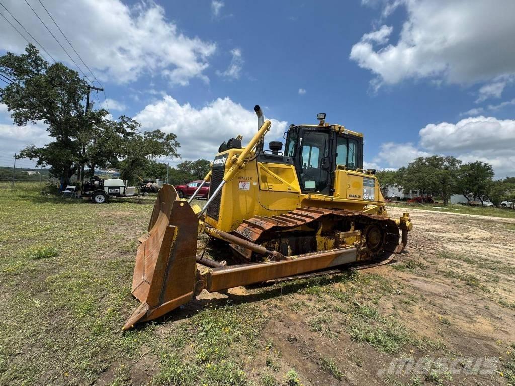 Komatsu D65WX-17 Bulldozer på larvebånd