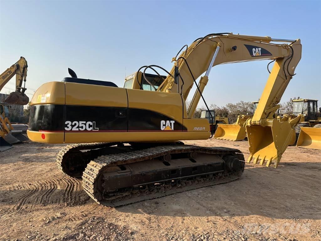 CAT 325C Gravemaskiner på larvebånd