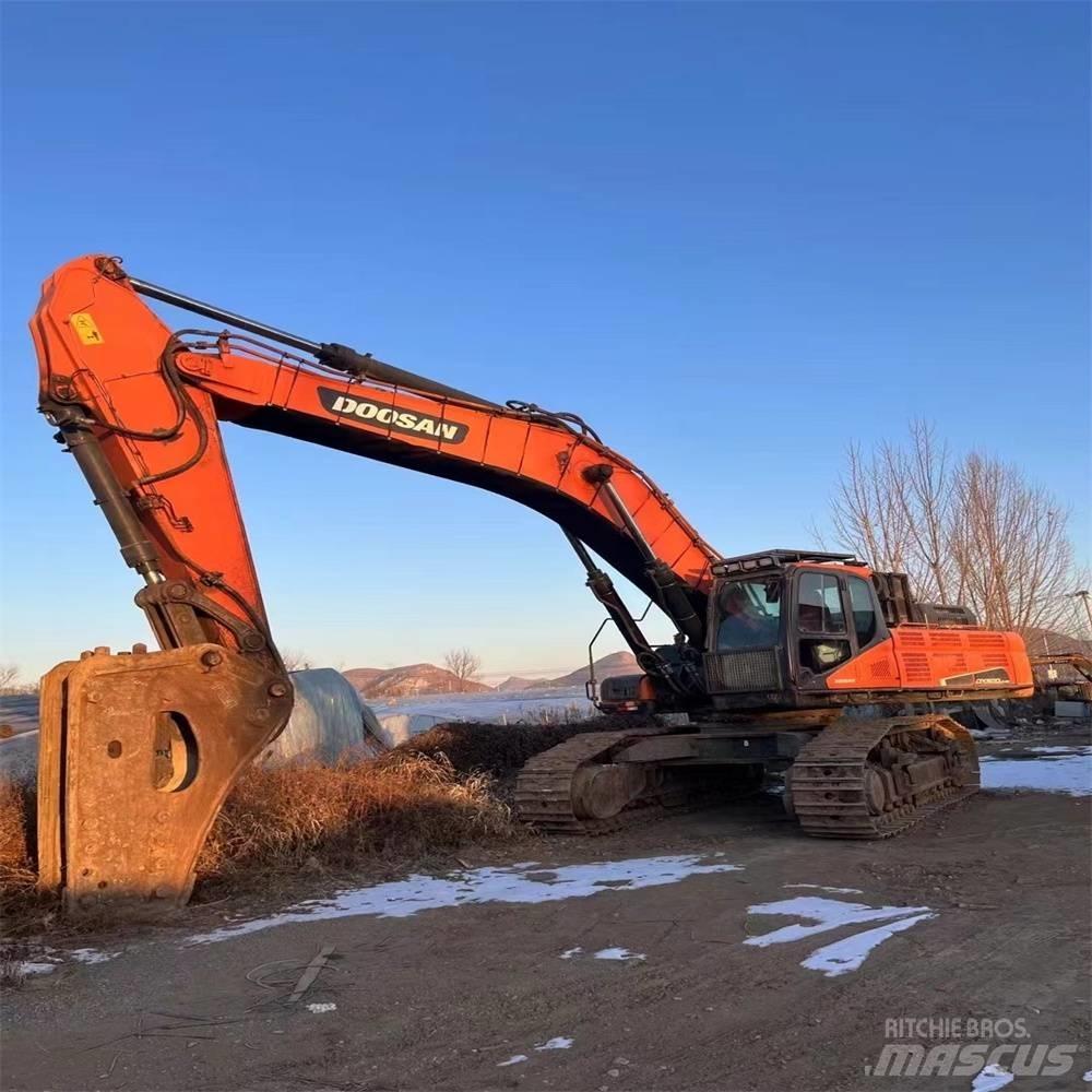 Doosan DX150LC-9C Gravemaskiner på larvebånd