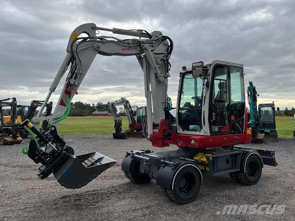 Takeuchi TB 370 W Gravemaskiner på hjul