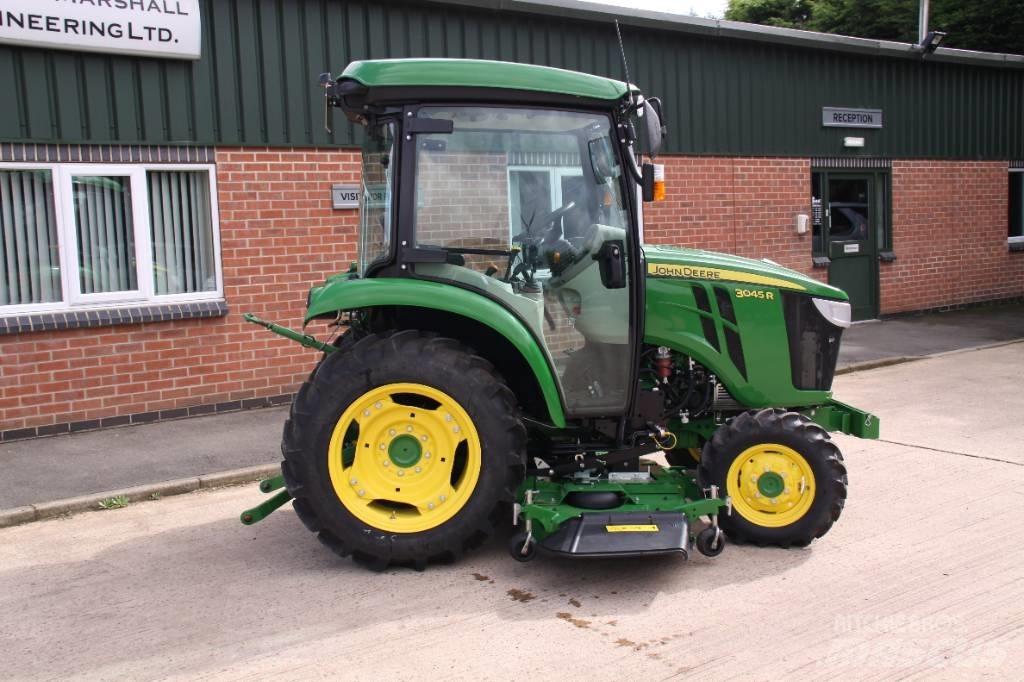 John Deere 3045 R Traktorer