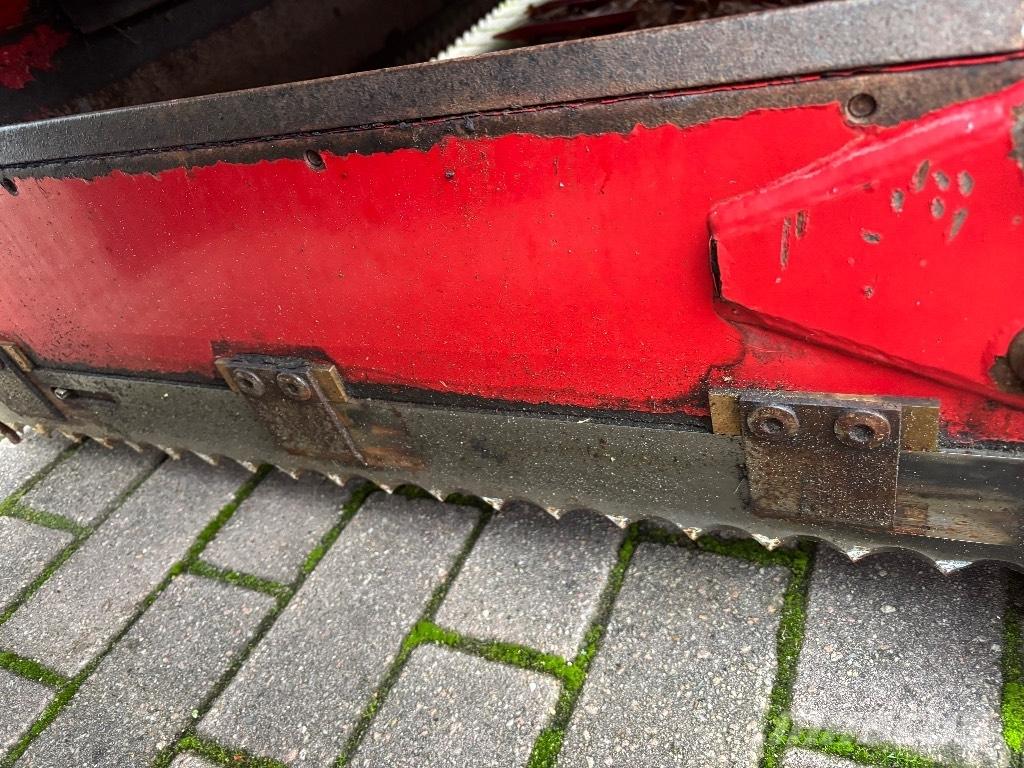 Trioliet TU 195 Balleskærere og -stablere