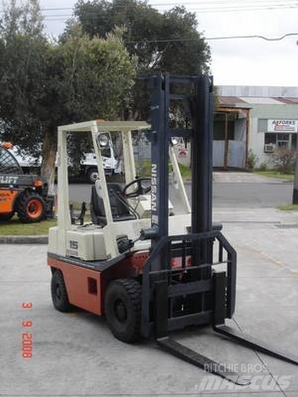 Nissan H01A18U Gaffeltrucks - andre
