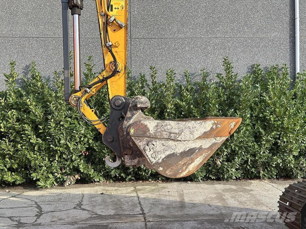 JCB JZ141LC Special gravemaskiner