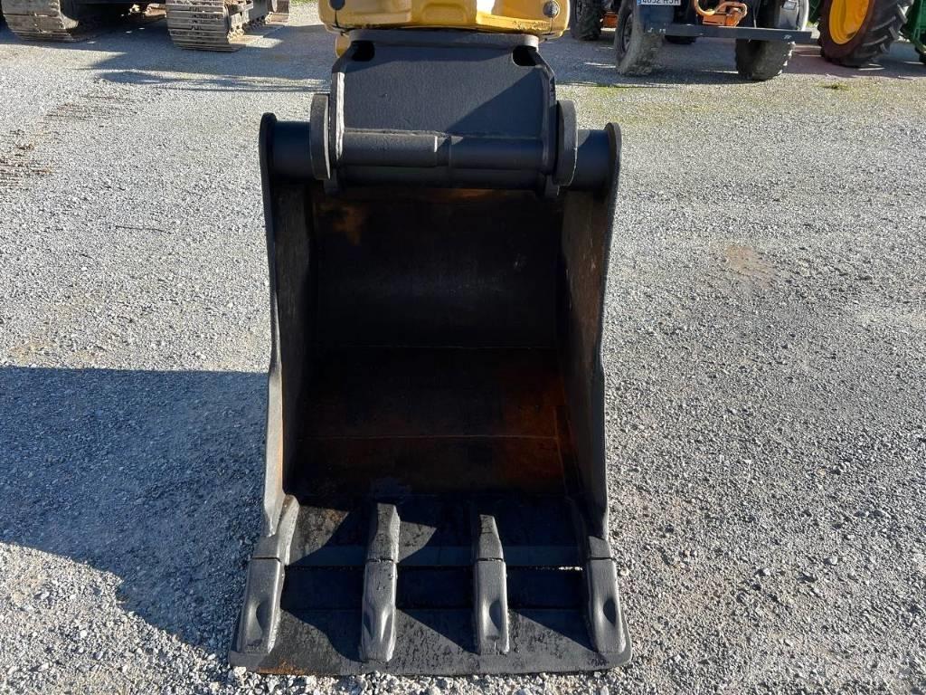 CAT M 318 F Gravemaskiner på hjul