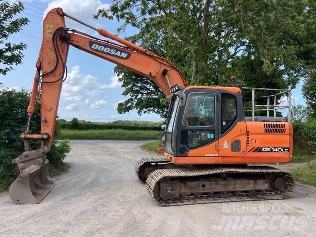 Doosan DX 140 LC Gravemaskiner på larvebånd