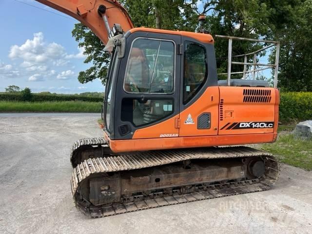 Doosan DX 140 LC Gravemaskiner på larvebånd