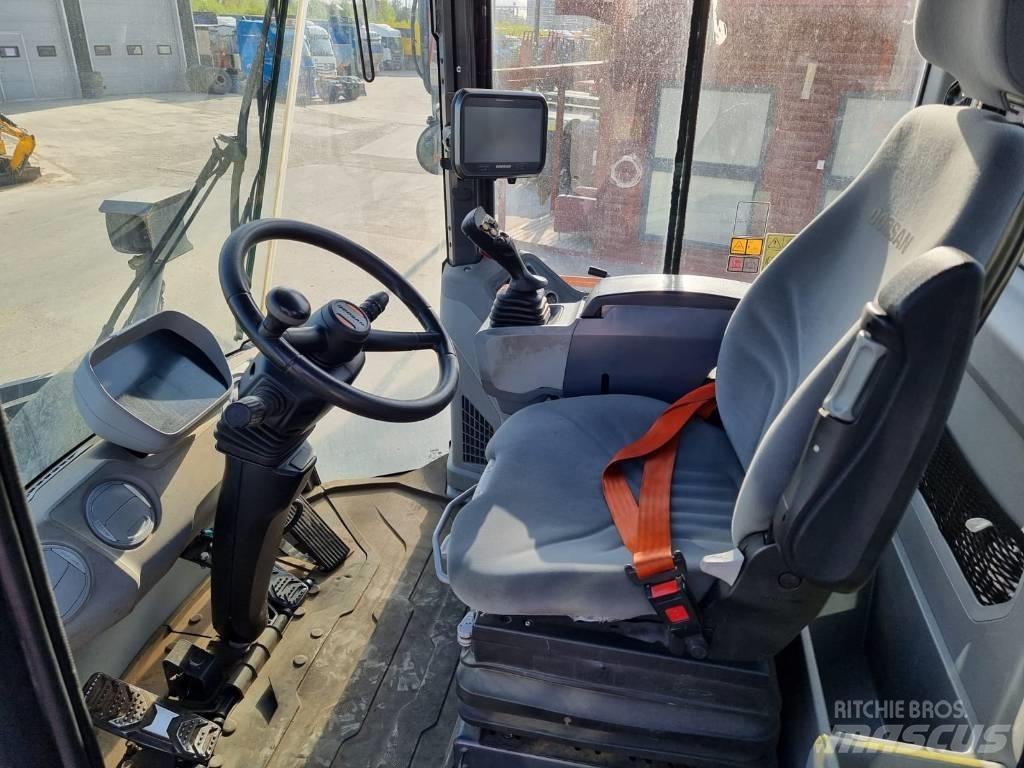 Doosan DL 380-7 Læssemaskiner på hjul