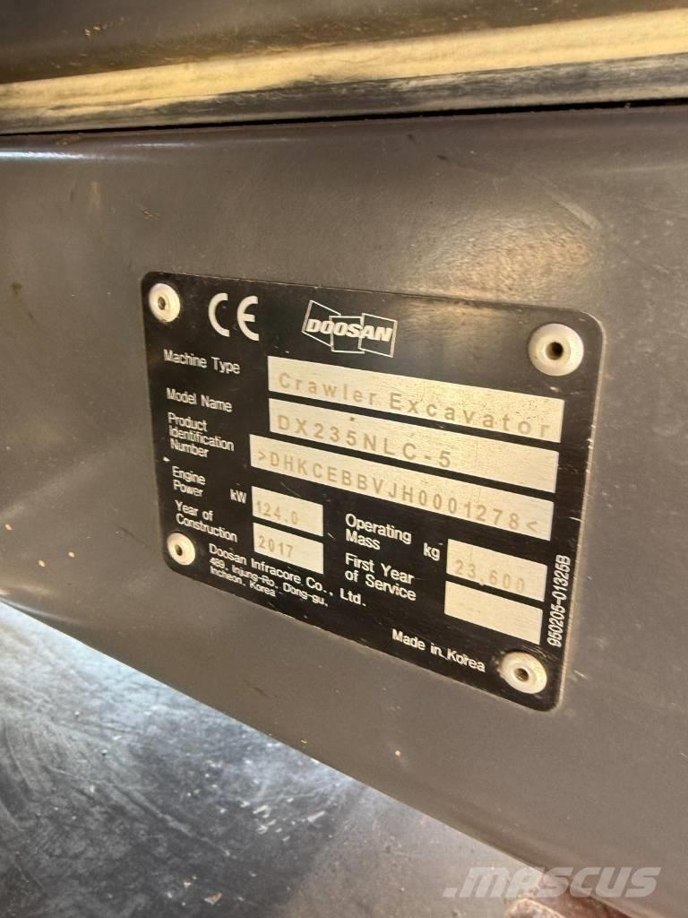 Doosan DX 235 NLC-5 Gravemaskiner på larvebånd