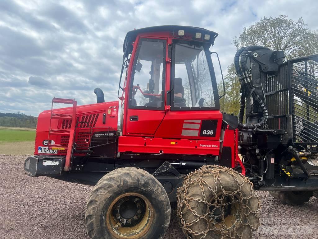 Komatsu 835 Udkørselsmaskiner