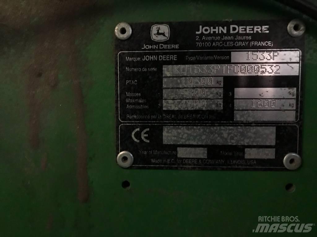 John Deere L 1533P Pressere til firkantede baller