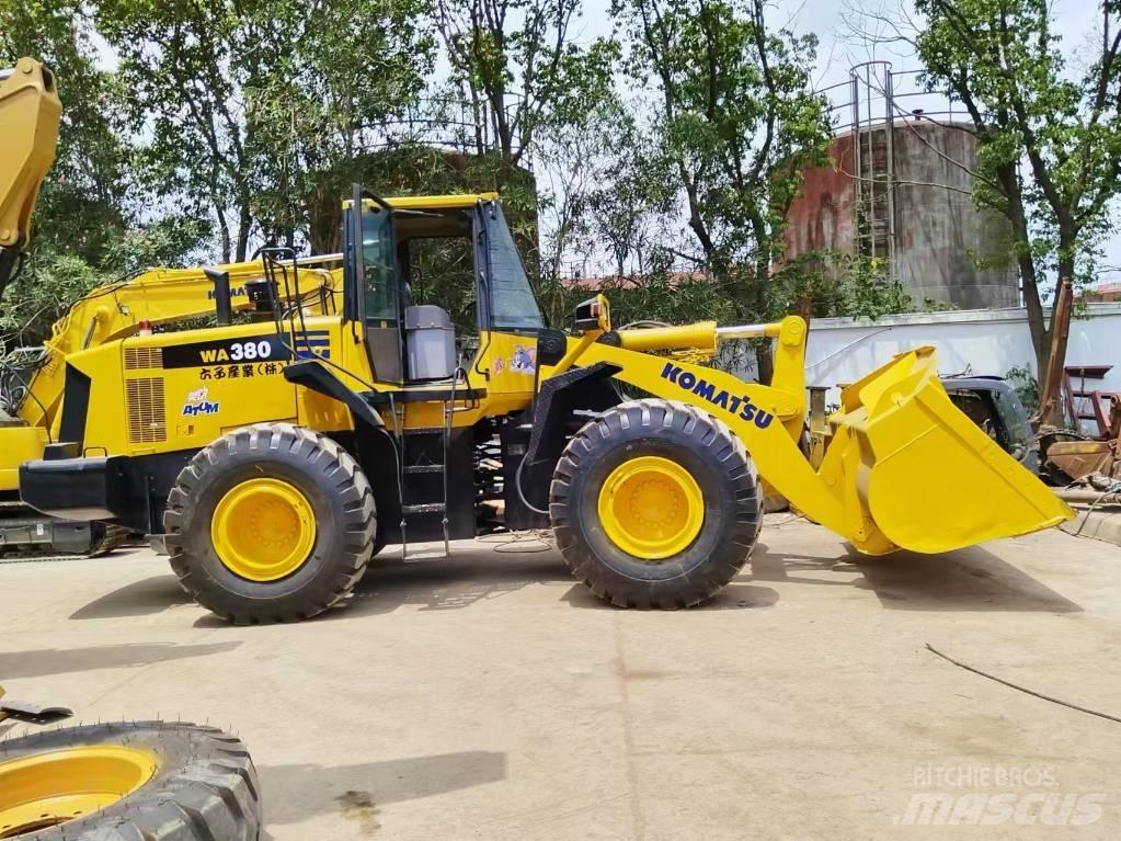 Komatsu WA 380 Læssemaskiner på hjul