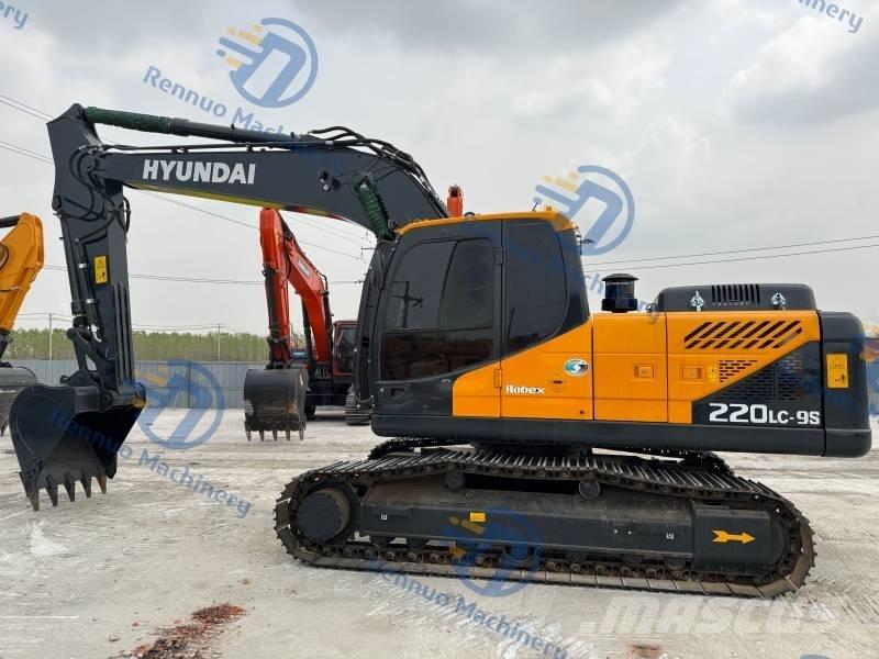 Hyundai R220LC-9S Gravemaskiner på larvebånd