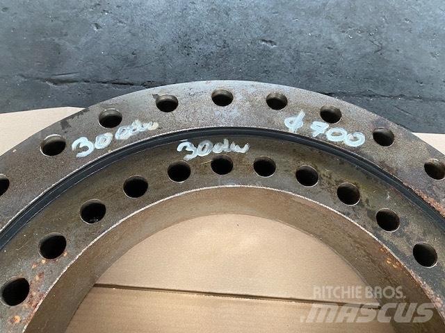 Astra bearing 700 mm Aksler