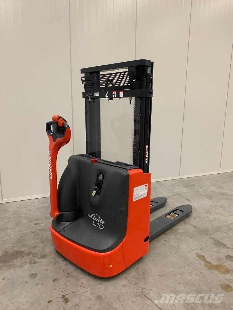 Linde L10B Selvkørende stablere