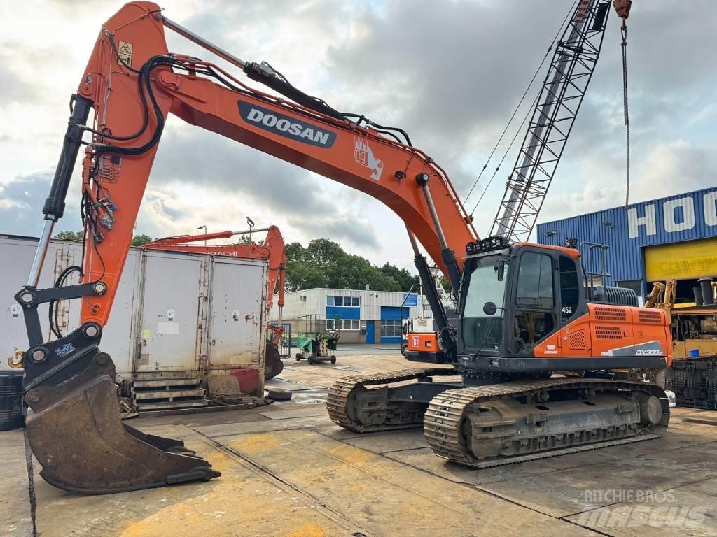 Doosan DX 300 LC-5 Gravemaskiner på larvebånd