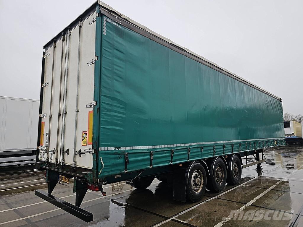Samro ST39MHPE Semi-trailer med Gardinsider