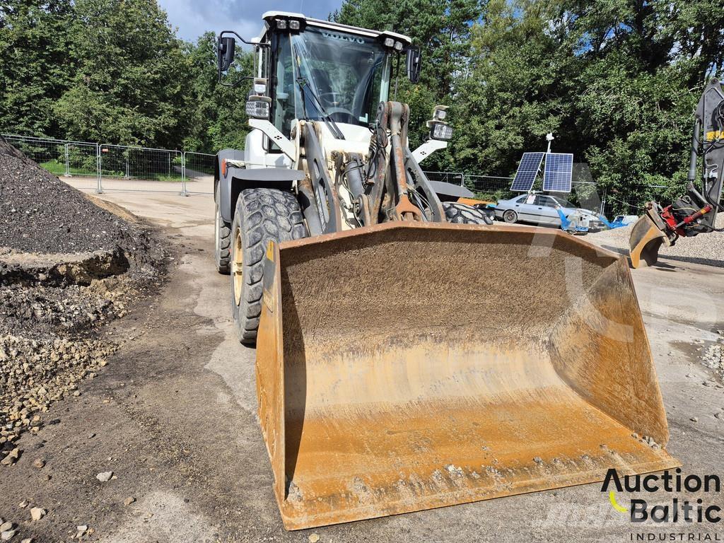 Volvo L 90 Læssemaskiner på hjul