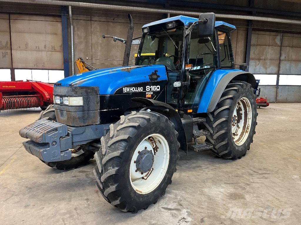 New Holland 8160 Traktorer