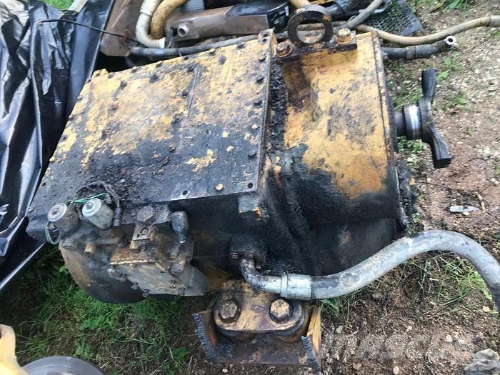 CAT 763 Gear