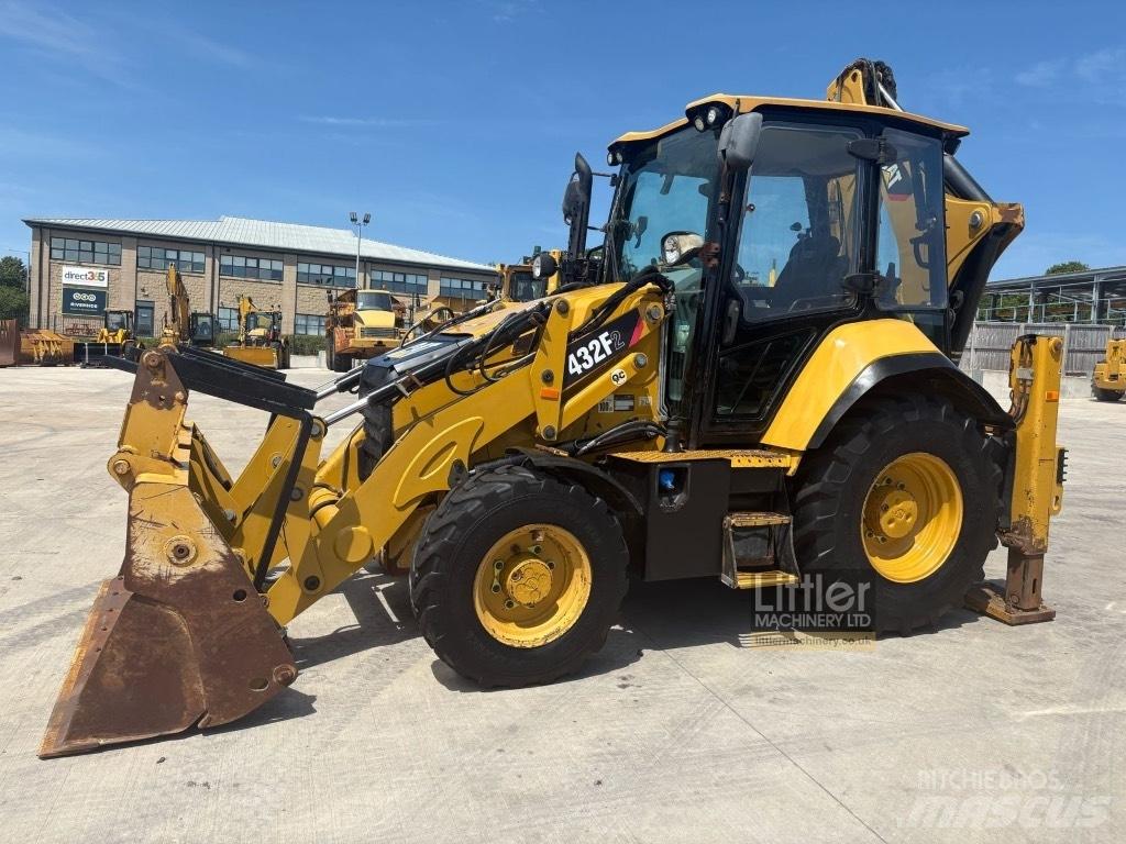 CAT 432 F2 Rendegravere