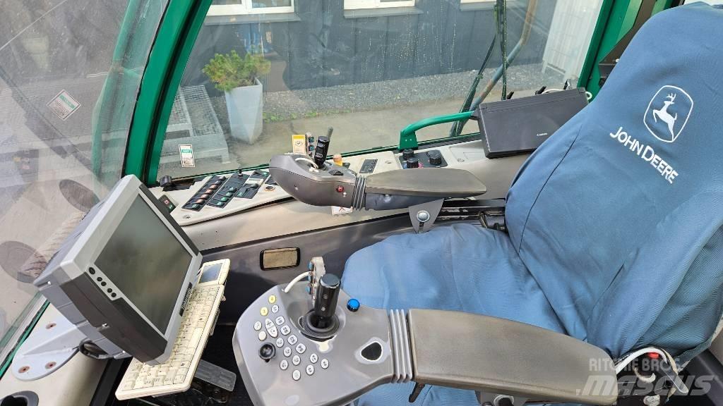John Deere 1070 D Skovningsmaskiner