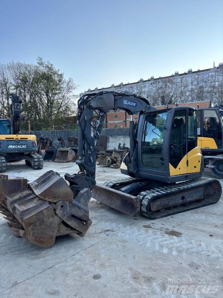 Mecalac 8 M CR Midi-gravemaskiner 7t - 12t