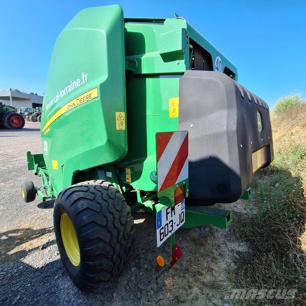 John Deere V 451 M Rundballe-pressere