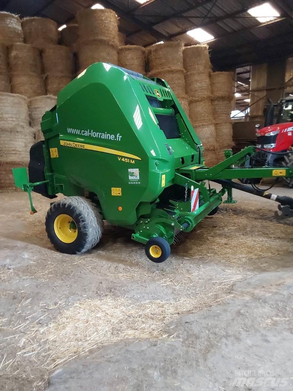 John Deere V 451 M Rundballe-pressere
