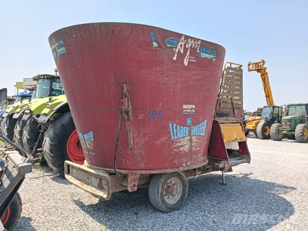 AGM W14 MC Fuldfoderblandere