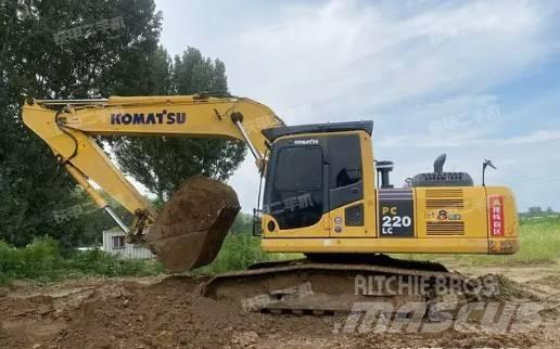 Komatsu PC 220-8 Minigravemaskiner