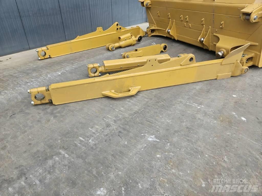 CAT D8T Klinger