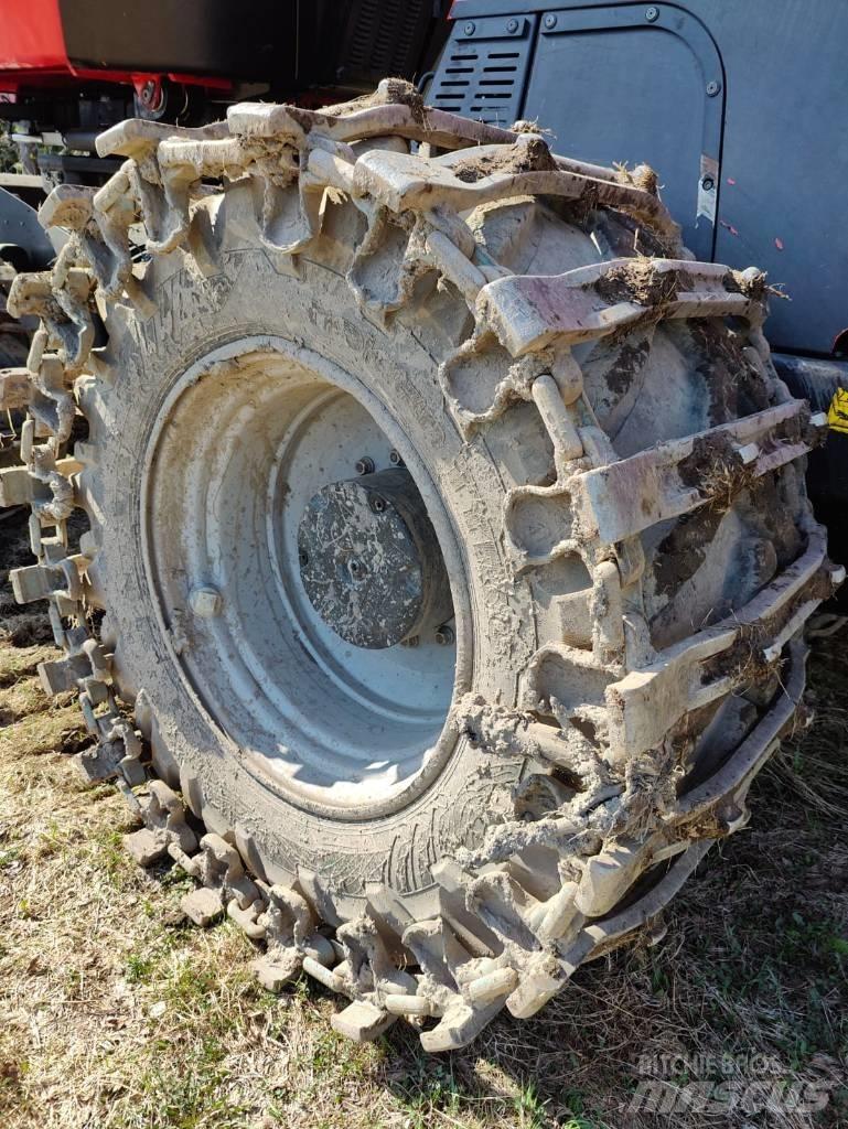 Komatsu 901 Skovningsmaskiner