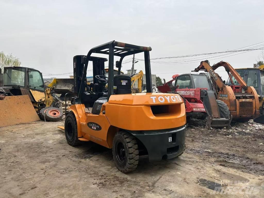 Toyota 5 ton Diesel gaffeltrucks