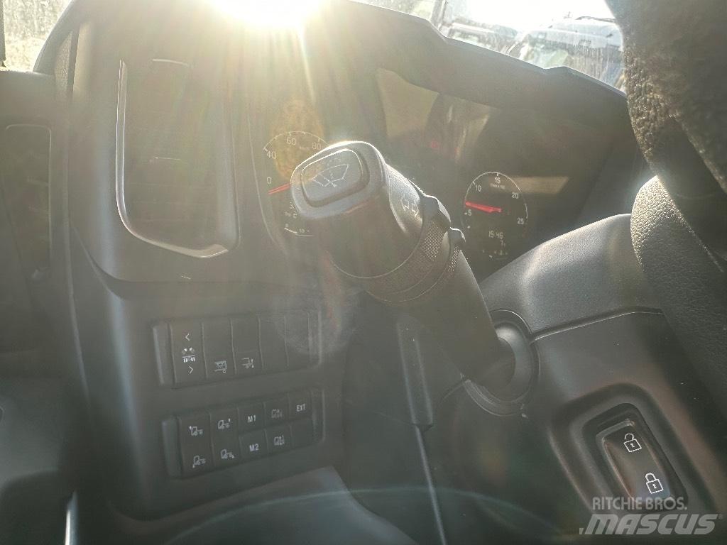 Scania P250 Fast kasse