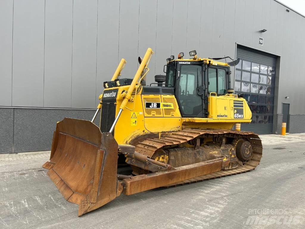 Komatsu D 65 WX-18 Bulldozer på larvebånd