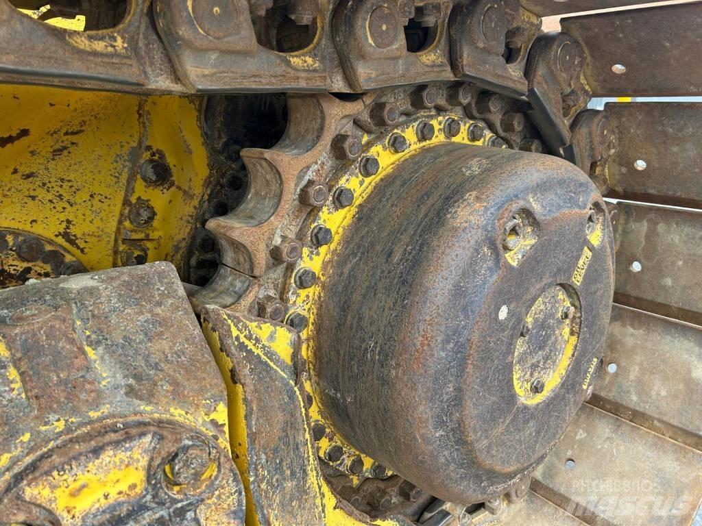 Komatsu D 65 WX-18 Bulldozer på larvebånd