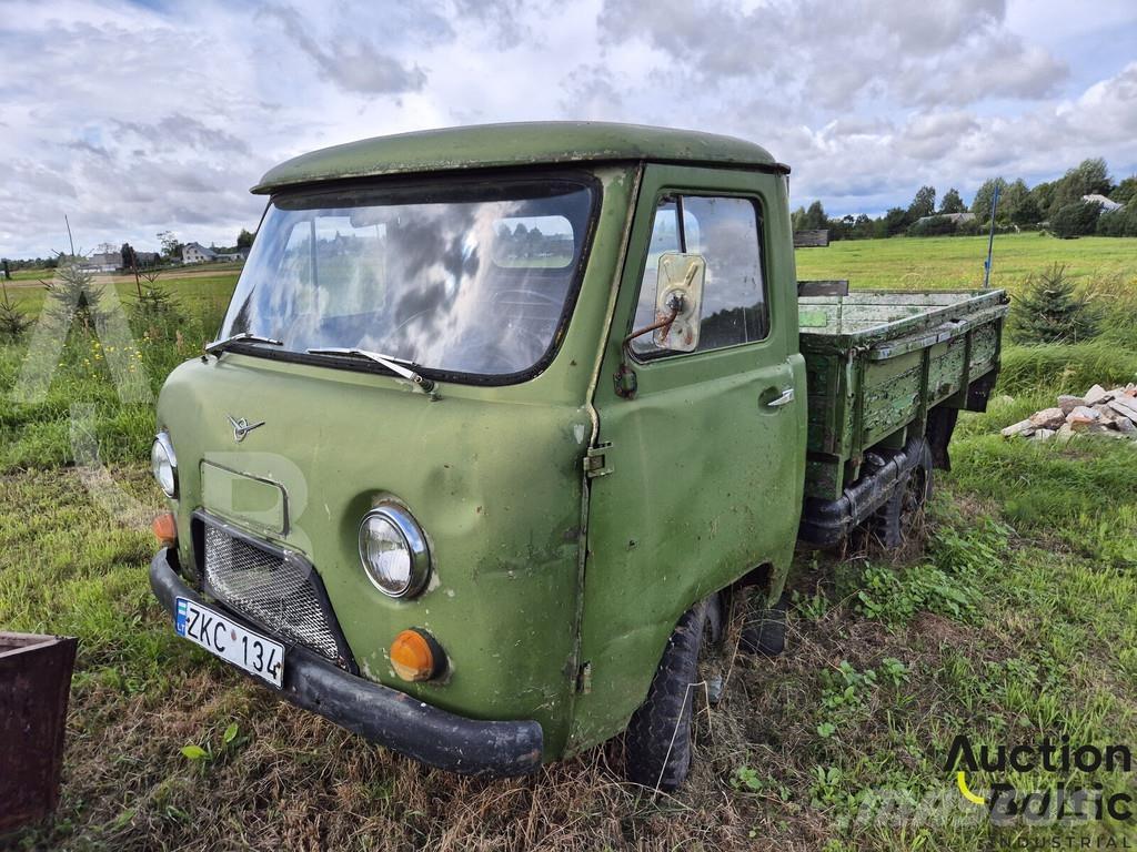 UAZ 452 Pickup/Sideaflæsning