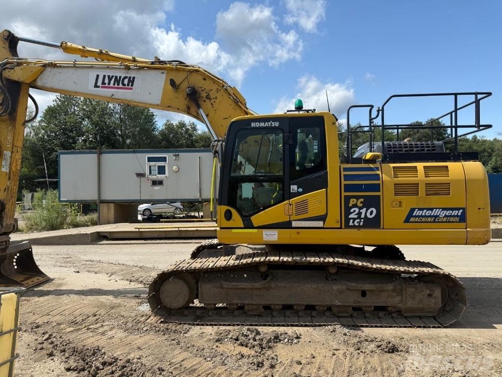 Komatsu PC 210 LCi Gravemaskiner på larvebånd