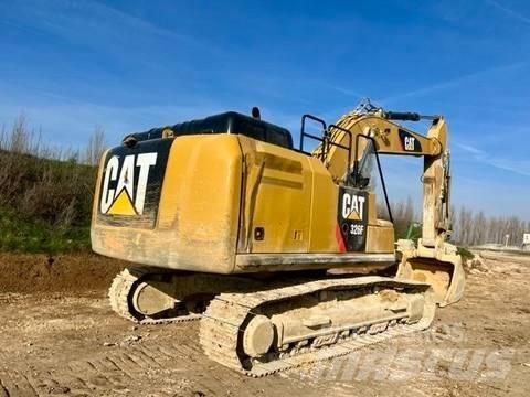 CAT 326 F L Gravemaskiner på larvebånd