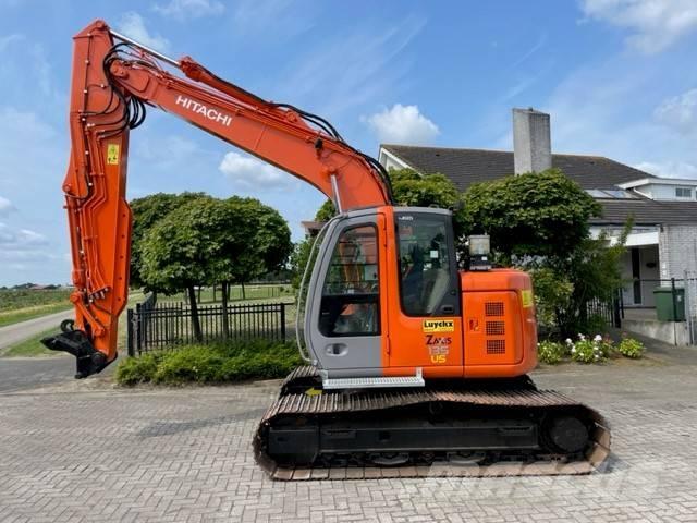 Hitachi ZX 135 UR Gravemaskiner på larvebånd